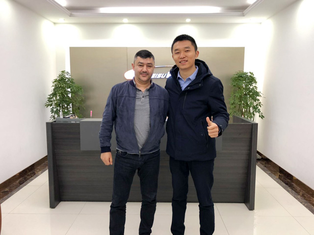 bevitor伟德海外销售如火如荼，俄罗斯圣彼得堡Smart Carwash订购一台镭豹360卓越型洗护一体机