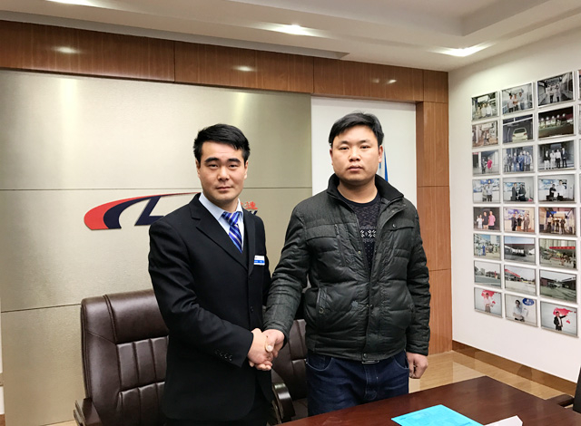 bevitor伟德迎来销售热潮，安徽省六安市“森森洗车美容”订购一台镭豹350洗车机
