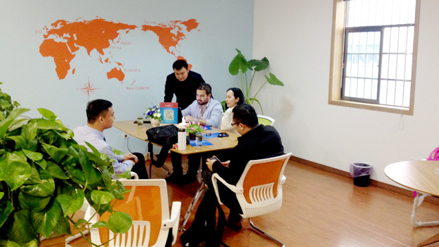 镭豹360，中国梦，哥伦比亚客户考察bevitor伟德公司，达成合作协议